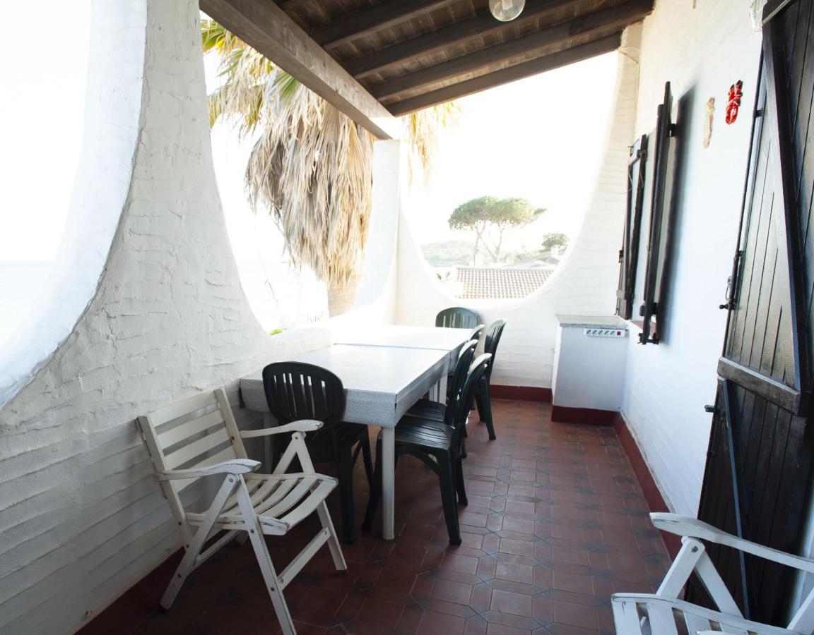 Appartamento Con Accesso Spiaggia Pula Bagian luar foto